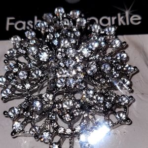 Rhinestone brooch